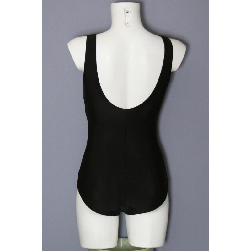 Lykke R Lykke R Badedragt M-Lavt Ben, U-Ryg Sort 53312433816 Gjertsen Sport