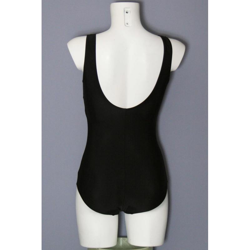 Lykke R Lykke R Badedragt M-Lavt Ben, U-Ryg Sort 53312433816 Gjertsen Sport